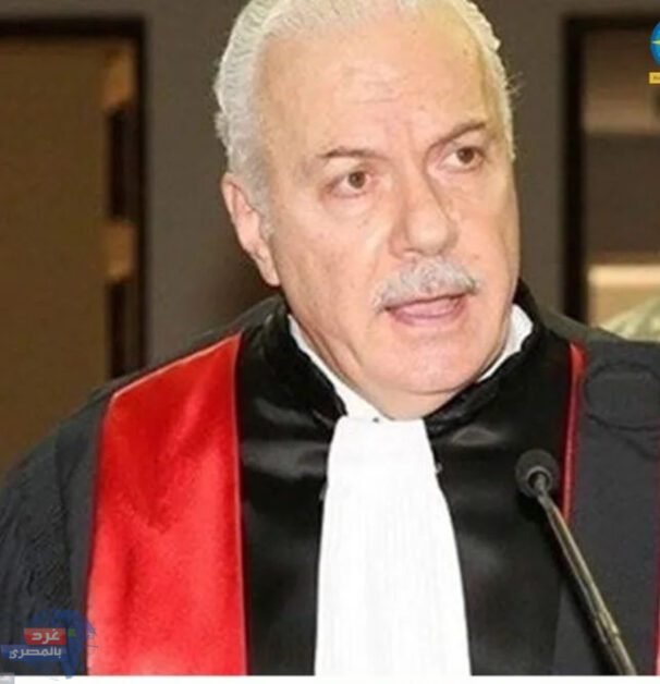 "عويدات" وجه بمنع قاضى التحقيق فى انفجار مرفأ بيروت من السفر