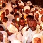 توافد الآلاف إلى مدينة لاليبيلا في إثيوبيا للاحتفال بعيد الميلاد الأرثوذكسي