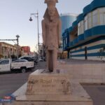 الدفاع عن الحضارة المصرية تطالب بإزالة مسخ تمثال ومسلة يشوهان جمال مدينة الغردقة