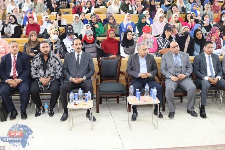 " ومضات فنية " .. حفلا فنيا بكلية حقوق جنوب الوادي