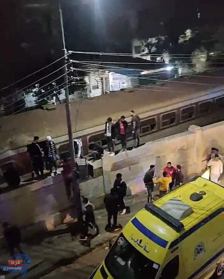 الصحة: الدفع بـ 20 سيارة إسعاف لنجدة مصابي حادث قطار قليوب