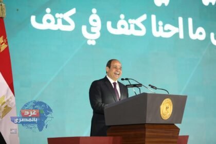 السيسي يصل استاد القاهرة للمشاركة في اطلاق مبادرة كتف في كتف