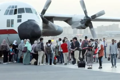 نقاط تجمع للمصريين بالسودان