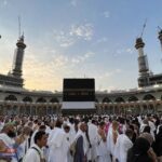 حول الكعبة المشرفة ..مئات الآلاف من الحجاج يؤدون اليوم الأحد "طواف القدوم"