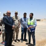 محافظ قنا يتفقد مشروع توسيع محطة معالجة الصرف الصحي بقوص