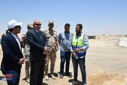 محافظ قنا يتفقد مشروع توسيع محطة معالجة الصرف الصحي بقوص