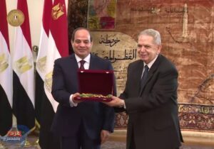 السيسي يشهد حلف اليمين لرؤساء محكمة النقض والنيابة الإدارية وهيئة قضايا الدولة السيسي يشهد حلف اليمين لرؤساء محكمة النقض والنيابة الإدارية وهيئة قضايا الدولة