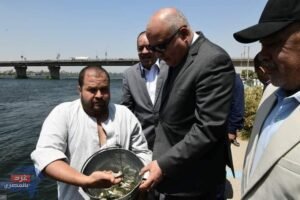 محافظ قنا يشهد إنزال مليون زريعة سمكية بنهر النيل