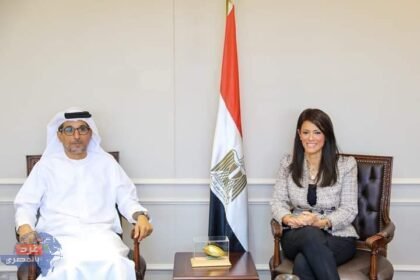 المشاط تجتمع برئيس اللجنة التنفيذية لمكتب أبوظبي للصادرات أدكس لبحث تعزيز التعاون