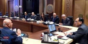 مدبولي يتابع إجراءات دعم الصناعة المصرية وزيادة الصادرات للأسواق الخارجية مدبولي يتابع إجراءات دعم الصناعة المصرية وزيادة الصادرات للأسواق الخارجية