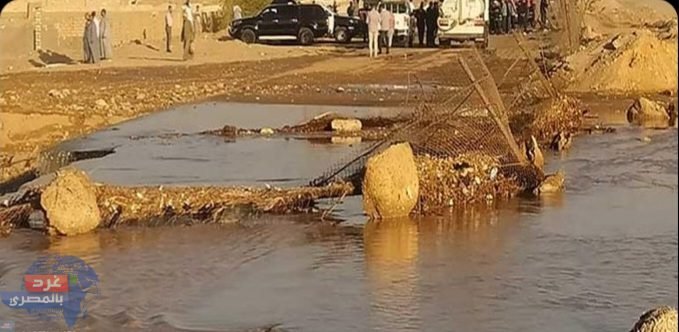 انهيار جزئي لحوض تجميع مياه في محطة كهرباء غرب أسيوط