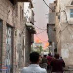 مصادر يمنية: الغارات استهدفت مقر الشرطة العسكرية وخزانات النفط في ميناء الحديدة غربي اليمن