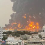 مشاهد للقصف الإسرائيلي على مدينة الحديدة في اليمن