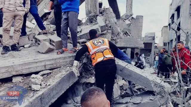 انتشال جثامين متفحمة بعد تراجع جزئي للاحتلال الإسرائيلي من غرب غ-زة