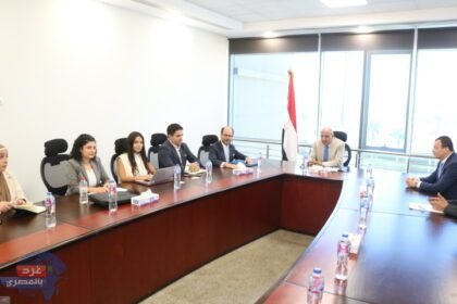 وزير الكهرباء يلتقى وفد بنك الاستثمار الأوروبى لدعم وتعزيز فرص التعاون فى مختلف المجالات