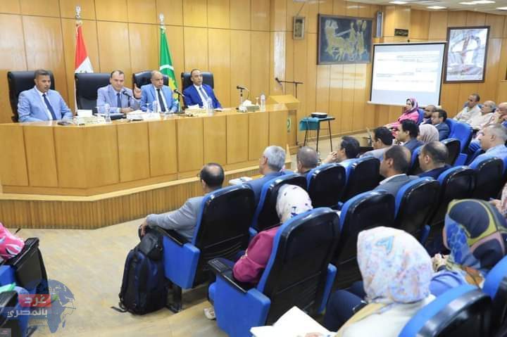 محافظ المنيا: تحقيق أعلى نسبة إنجاز للمشروعات القومية في محافظات الصعيد