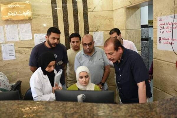 نائب وزير الصحة يجري جولة تفقدية موسعة في دمياط نائب وزير الصحة يجري جولة تفقدية موسعة في دمياط