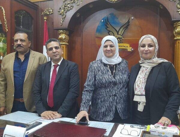 ندوة علمية بعنوان ‘بداية جديدة لبناء الإنسان’ تجمع قيادات وزارة التعليم بمحافظة دمياط ندوة علمية بعنوان ‘بداية جديدة لبناء الإنسان’ تجمع قيادات وزارة التعليم بمحافظة دمياط