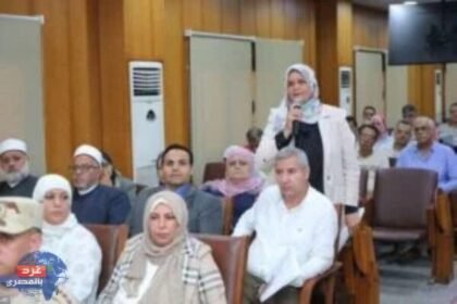محافظ دمياط :جهوداً كبيرة لخفض الكثافة الطلابية في الفصول لتصل إلى ٤٠ طالباً