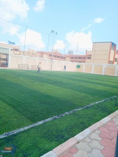 الانتهاء من أعمال الإحلال والتجديد واستلام ملعب خماسي بمركز شباب شرباص