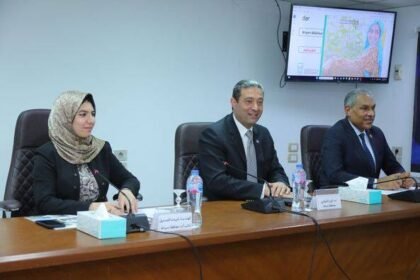 محافظ دمياط يرأس اجتماعًا لمتابعة تطورات " حياة كريمة " بكفر سعد