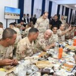 وزير الدفاع يتفقد قاعدة محمد نجيب العسكرية