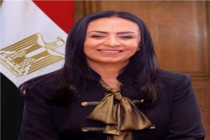 خريجي دور الرعاية الاجتماعية