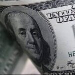 تراجع سعر الدولار بالبنوك مقابل الجنيه