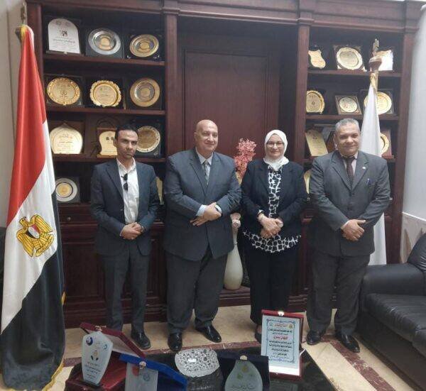 جامعة الزقازيق تستقبل وفداً من الهيئة العامة لمحو الأمية وتعليم الكبار