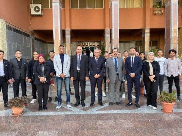 جامعة الزقازيق تشارك فى فعاليات الأسبوع العالمي لريادة الأعمال بجامعة قناة السويس