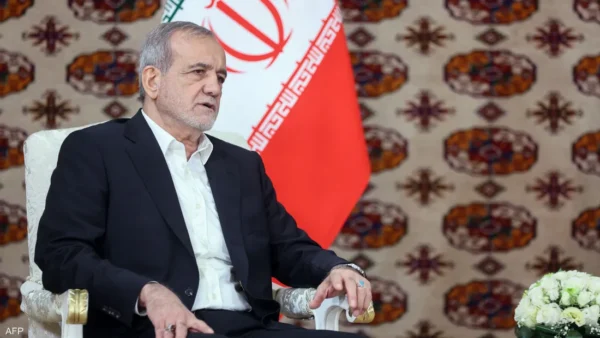 إيران تناشد البابا فرانسيس التدخل لوقف الحرب