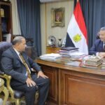 محافظ دمياط يلتقى مع القائم بتسير أعمال رئيس شركة مياه الشرب والصرف الصحى