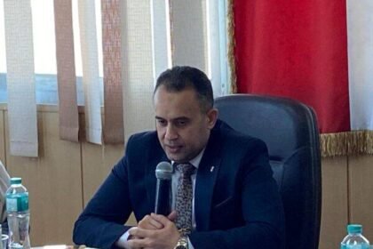مجلس الأمناء يكرم الدكتور محمد خلف الله رئيس جهاز مدينة دمياط الجديدة