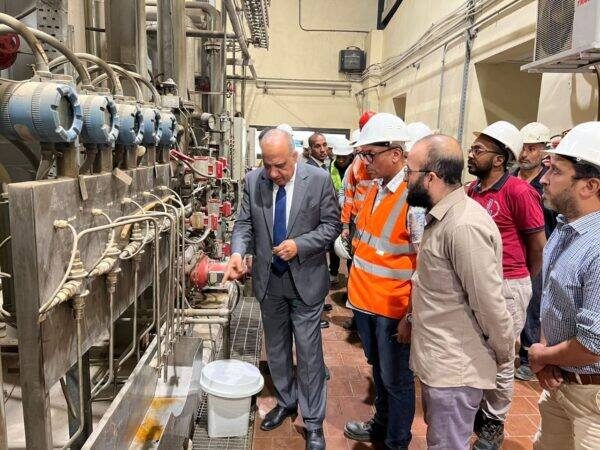 وزير الكهرباء فى زيارة ميدانية لمحطة توليد كهرباء التبين البخارية وزير الكهرباء فى زيارة ميدانية لمحطة توليد كهرباء التبين البخارية