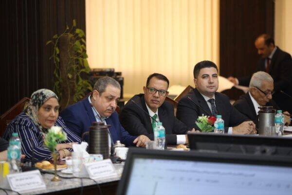 مجلس جامعة الزقازيق يعقد اجتماعه الدورى ويناقش عدداً من الموضوعات