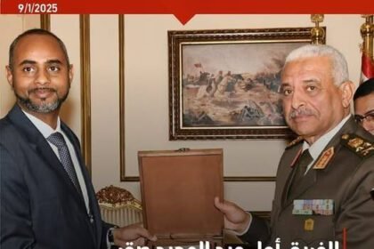 لقاء القائد العام للقوات المسلحة بمستشار الدفاع الصومالي