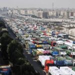 مصر تُطلق أكبر قافلة مساعدات إنسانية شاملة لأهالي غزة