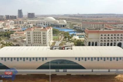 التشطيبات النهائية لمحطات مشروع مونوريل شرق النيل