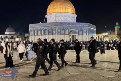 قوات الاحتلال تقتحم المسجد الأقصى المبارك أثناء أداء صلاتي العشاء والتراويح