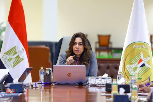 وزيرة التنمية المحلية تُقيل سكرتير عام محافظة سوهاج بعد مشادة مع نائب المحافظ