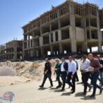 المشرف على مكتب وزير الإسكان يتفقد مشروعات القرى السياحية ويؤكد استمرار جهود التطوير المشرف على مكتب وزير الإسكان يتفقد مشروعات القرى السياحية ويؤكد استمرار جهود التطوير