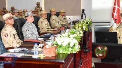 وزير الدفاع يشهد تنفيذ المرحلة الرئيسية لمشروع مراكز القيادة التعبوي لقوات الدفاع الجوي والقوات الجوية