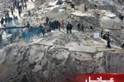 29 شهيدا بينهم 18 طفلا وامرأة ومسنا وأكثر من 100 مصاب في قصف إسرائيلي على مدرسة "دار الأرقم"