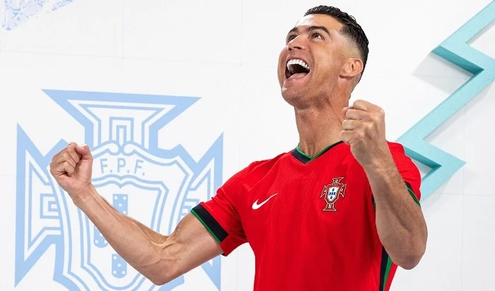 مفاجأة مدوية.. هل يدخل رونالدو قائمة الأهلي في كأس العالم للأندية؟!