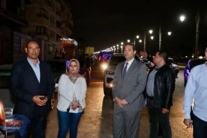 محافظ دمياط يقود حملة أخرى لرفع الاشغالات وإزالة المخالفات بكورنيش النيل بالأعصر