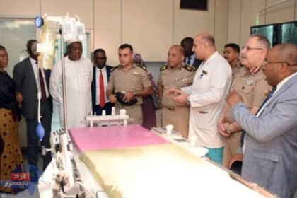 القوات المسلحة تستعرض إمكانياتها الطبية أمام السفراء الأفارقة في مجمع الجلاء الطبي