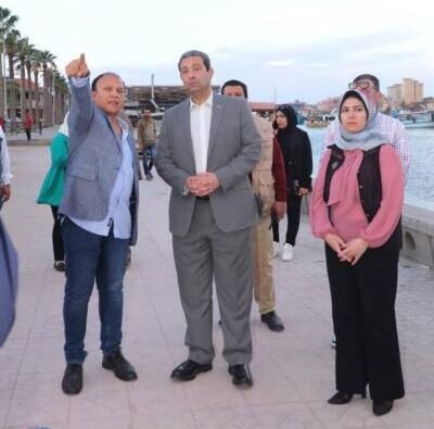 محافظ دمياط يتابع الاستعدادات الصيفية خلال جولة ميدانية بشارع النيل برأس البر