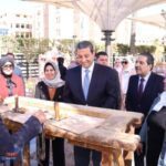 "كوبرى دمياط يحتضن تراث "فن الأويما" : إبداعٌ يعيد الحياة إلى الخشب" "كوبرى دمياط يحتضن تراث "فن الأويما" : إبداعٌ يعيد الحياة إلى الخشب"