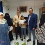 مدير إدارة دمياط الجديدة يكرّم أخصائيي الإعلام لدورهم في دعم المواهب والأنشطة