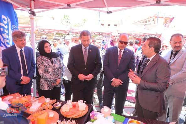 “دمياط تحتفي بصناعاتها التراثية: معرض الحلويات والأجبان يجذب الأنظار ويخلق فرصًا جديدة!”